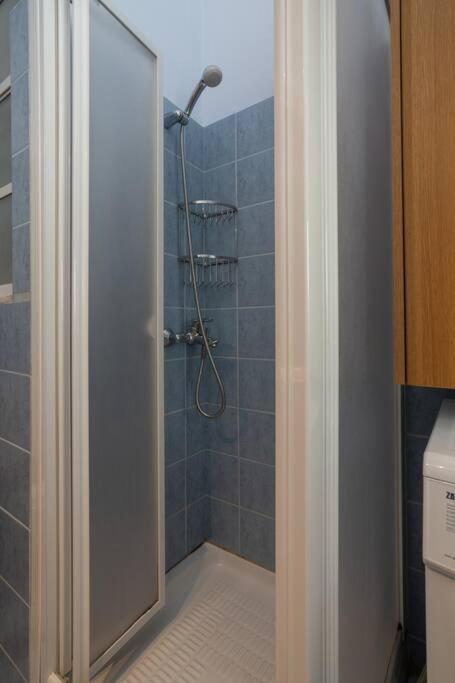 Appartamento Chic N Central Apt In Kolonaki Atene Esterno foto